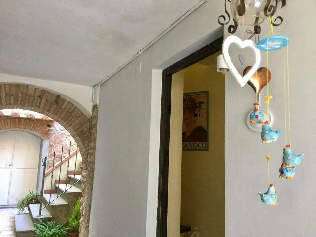 La Petite Maison Turandot Camaiore 0*,